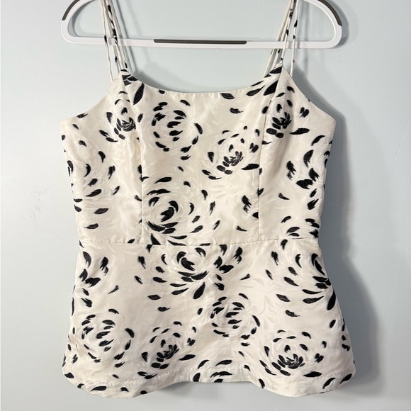 Banana Republic Monogram skirt and top set in white/black floral print size 12 - Picture 3 of 8